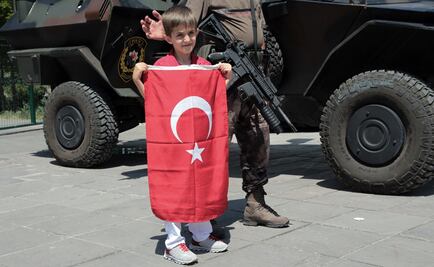 Erdogan pide a turcos "defender la democracia" 