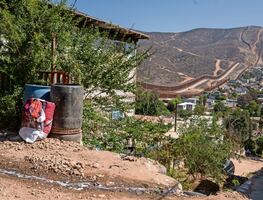 Muro fronterizo amenaza tierras indígenas