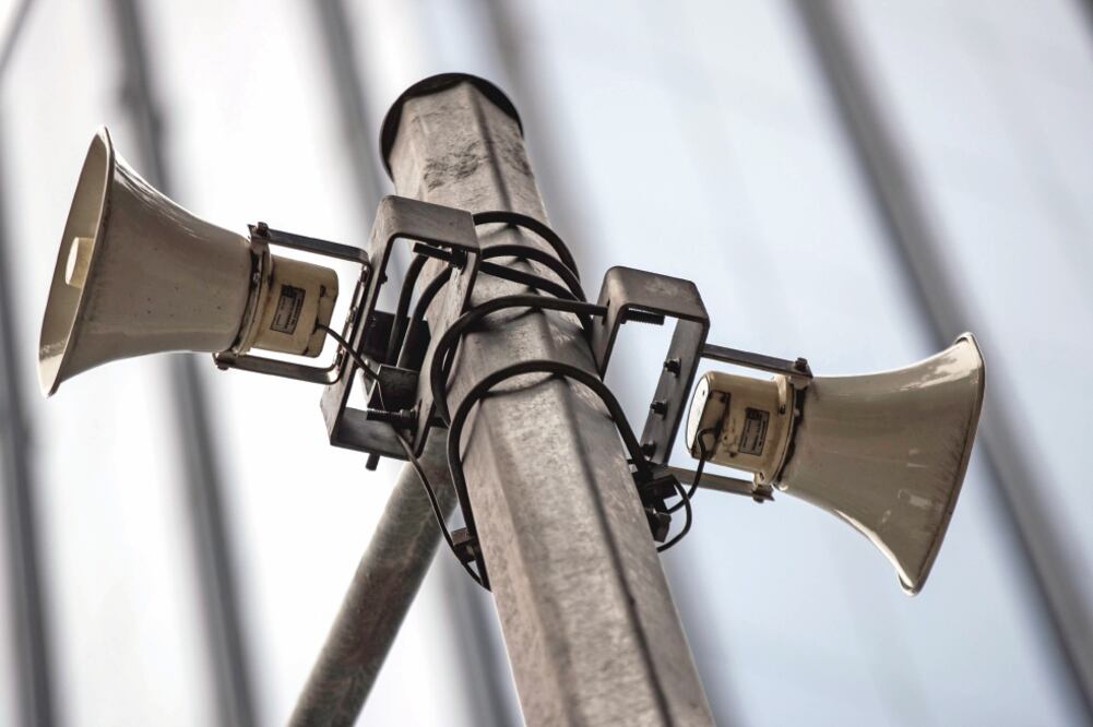 Para el simulacro se activará la alerta sísmica en los altavoces de la Ciudad, en la aplicación 911CDMX y en los medios electrónicos  (ARCHIVO EL UNIVERSAL)