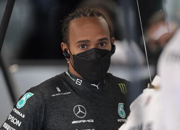 Lewis Hamilton es descalificado; arrancará último en la carrera sprint del Gran Premio de Brasil