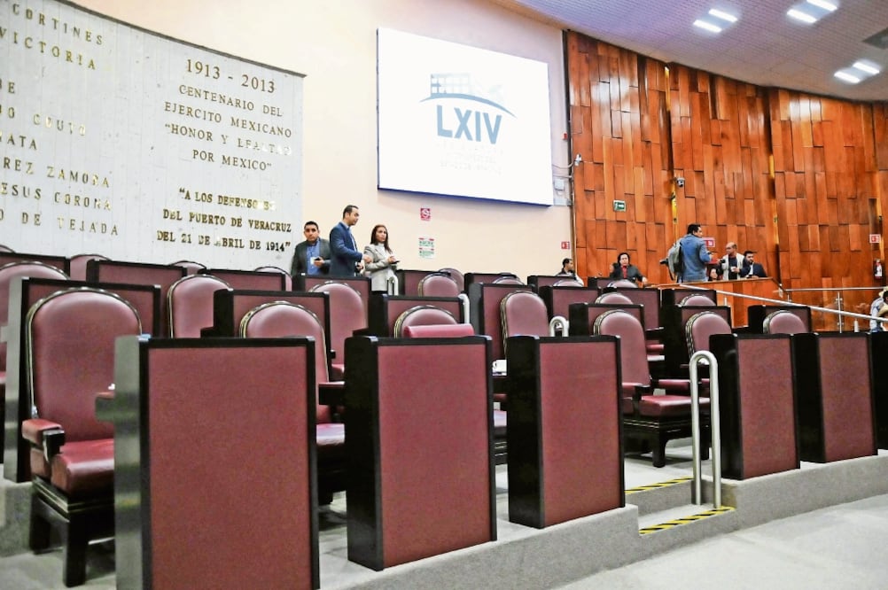 Si el gobierno de algún estado quiere reestructurar deuda, debe solicitarlo ante el congreso local, asegura un experto de HR Ratings. Foto: ARCHIVO EL UNIVERSAL