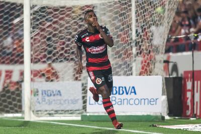 Con gol de Bolaños, Xolos se impone a Necaxa
