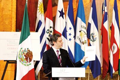 SEP pide a ONG respaldar nuevo modelo educativo 