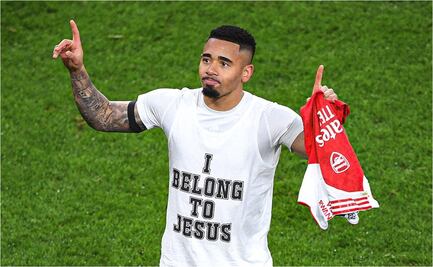 Gabriel Jesus podría ser multado por celebrar con mensaje religioso