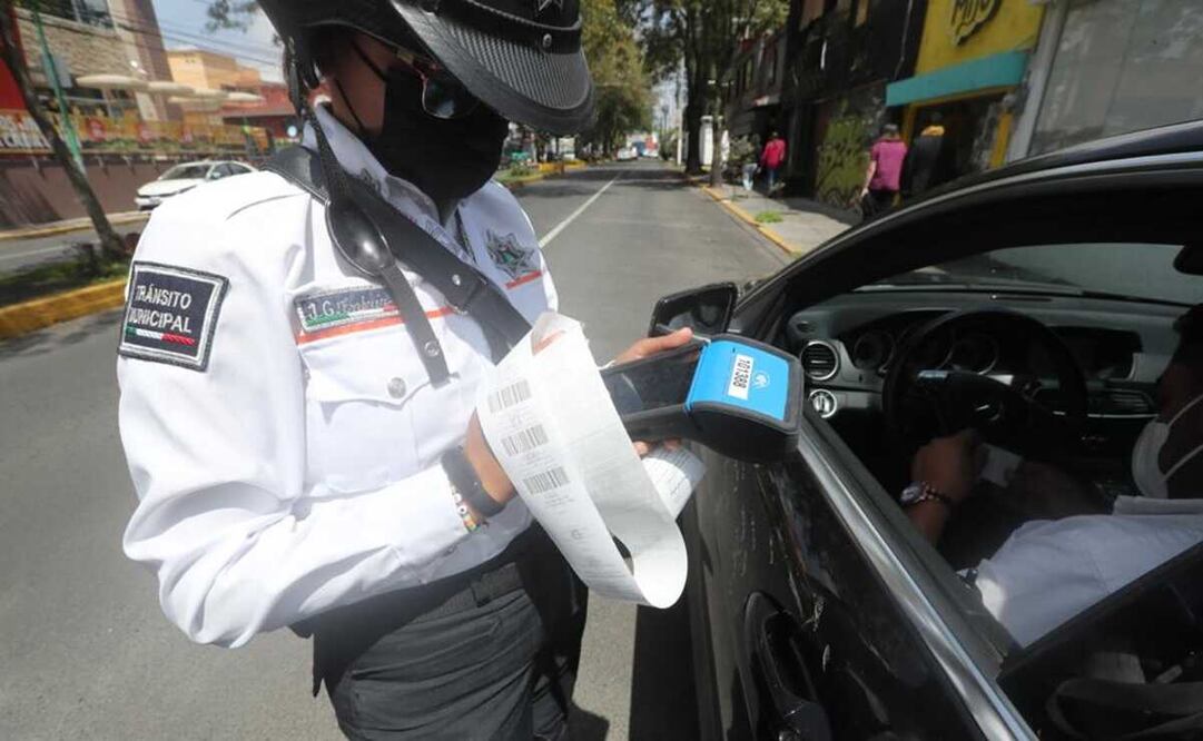 El objetivo es ordenar a los automovilistas en la ciudad, pues se estima que son hasta 500 mil unidades las que circulan a diario. Foto: Jorge Alvarado / EL UNIVERSAL 