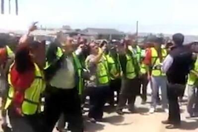 Dedican "mentada" a Trump frente a muro fronterizo