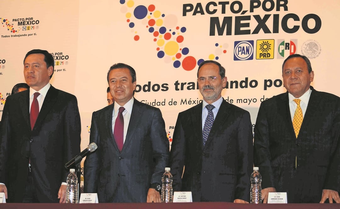 En el Pacto por México, representantes de las fuerzas políticas del país acordaron una reforma electoral que se centrara en quitar a los gobiernos locales cualquier posible influencia sobre las elecciones. Foto: Archivo/EL UNIVERSAL