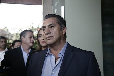 Reprochan en redes sociales actuar de "El Bronco"