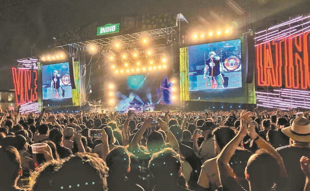 Guns N’ Roses se presentó de manera puntual. Fotos: SERGIO TAPIA. EL UNIVERSAL