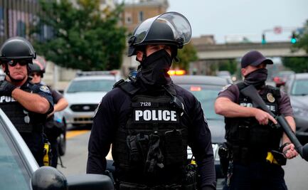 Comparan respuesta de la policía en protestas Black Lives Matter y asalto al Capitolio