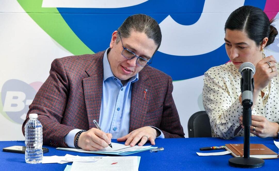 Autoridades y locatarios de mercados públicos de la BJ acuerdan plan de regularización de mercados públicos (27/02/2025). Foto: Especial