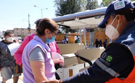 Brindan transporte para que abuelitos lleguen a vacunación contra Covid-19 en Tláhuac, Xochimilco e Iztacalco