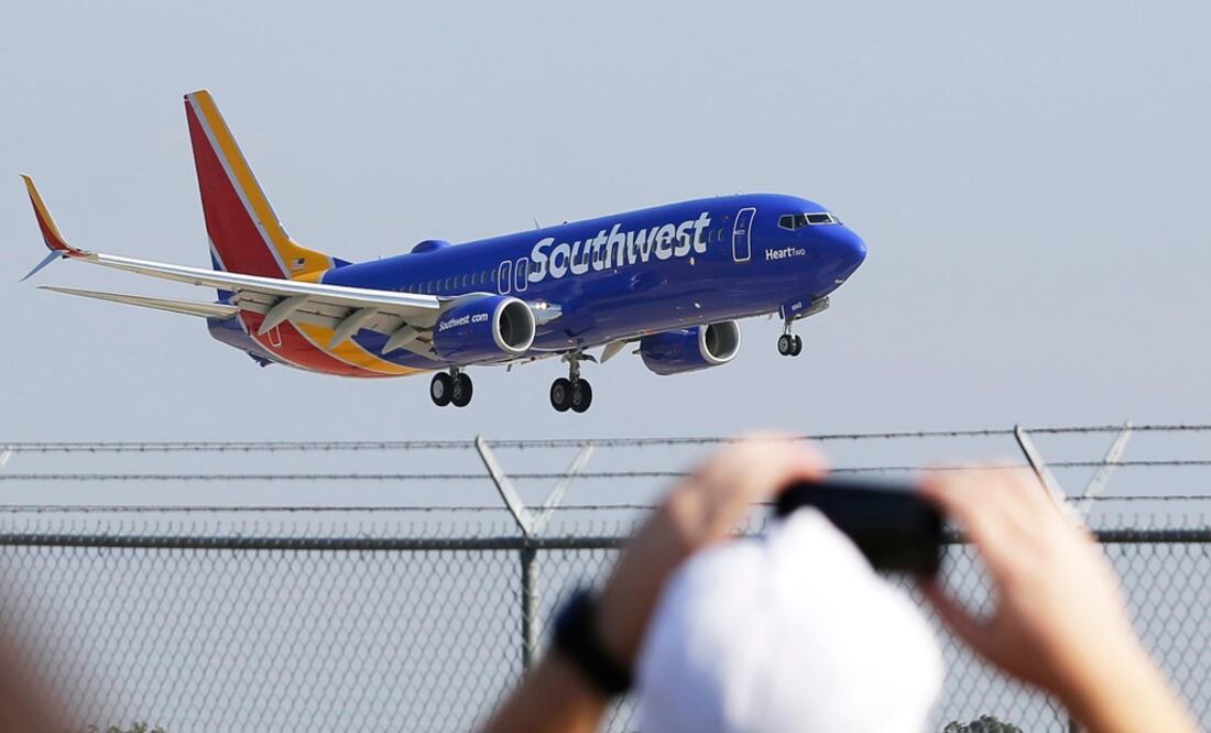 El Departamento de Transporte de EU (DOT) demandó a Southwest Airlines por retrasos crónicos en vuelos entre Chicago-Oakland y Baltimore-Cleveland. (15/01/25) Foto: AP/ Archivo