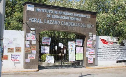 Docentes de escuela Normal de Durango piden apoyo del gobierno federal; llevan dos semanas en paro por presuntas irregularidades