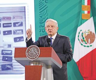 AMLO se lanza contra órganos electorales