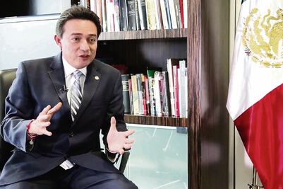 Reconoce Canal del Congreso a jóvenes ensayistas