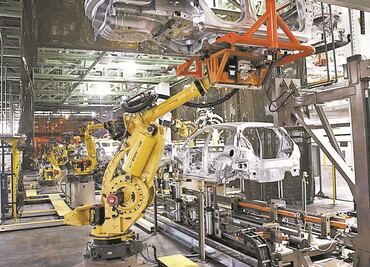 Caen ventas de autos por escasez de inventario