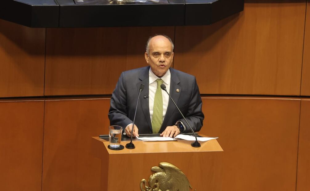 Manuel Añorve durante la sesión ordinaria en el Senado de la República en la que se discute la renuncia del fiscal general de la República Alejandro Gertz Manero (27/11/2025). Foto: Gabriel Pano/ EL UNIVERSAL