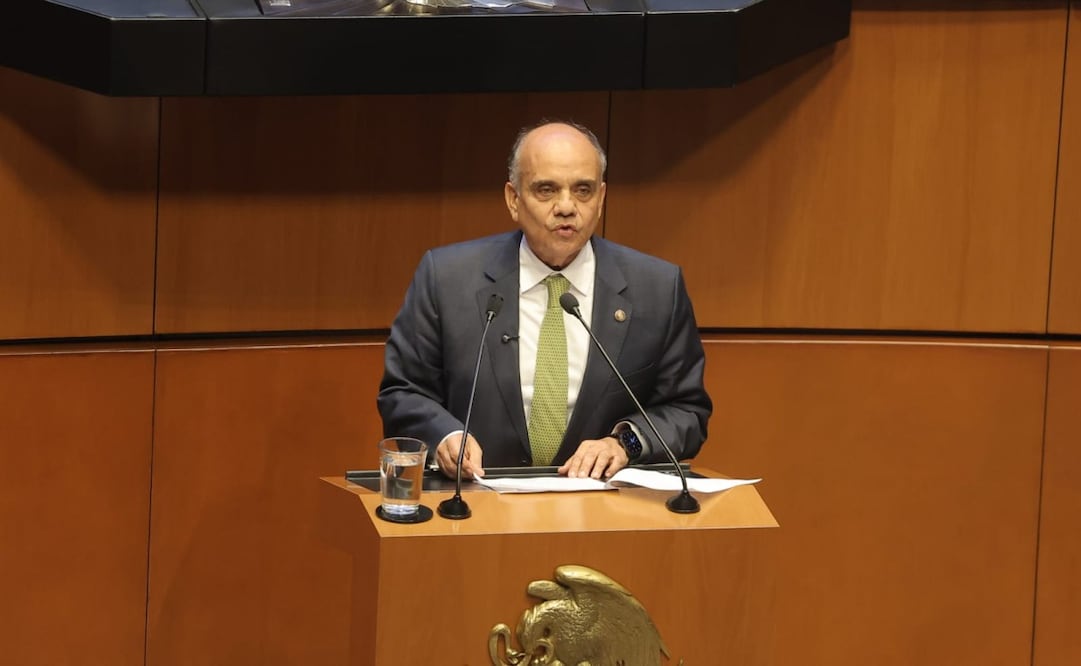 Manuel Añorve durante la sesión ordinaria en el Senado de la República en la que se discute la renuncia del fiscal general de la República Alejandro Gertz Manero (27/11/2025). Foto: Gabriel Pano/ EL UNIVERSAL