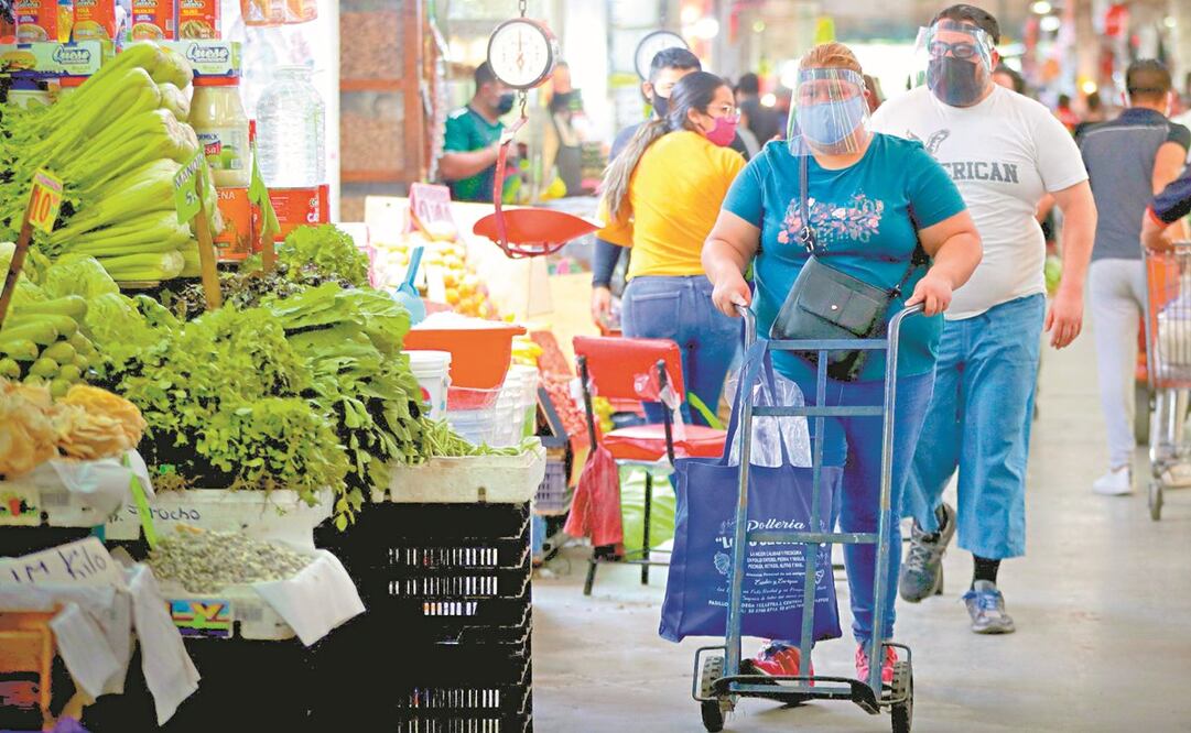 El gobierno debe continuar promocionando las medidas sanitarias para que la sociedad no baje la guardia ante el Covid, señalaron expertos. Foto: ARCHIVO EL UNIVERSAL