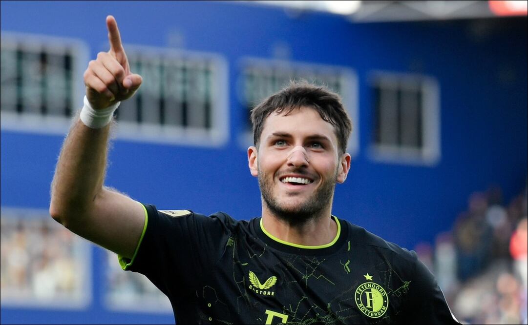 Santiago Giménez desata el interés del Real Madrid y Barcelona / FOTO: @Santigim11