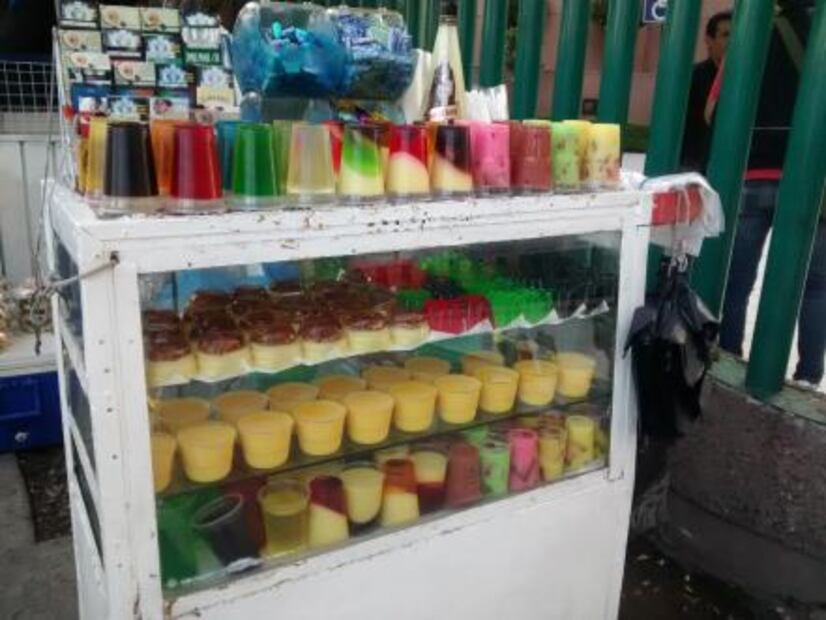 Gelatineros ambulantes, el oficio tradicional que se hereda 