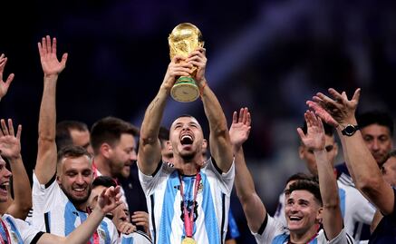 Guido Rodríguez insulta a aficionado mexicano que quiso darle un sombrero charro