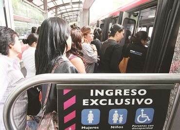 Detienen a adultas mayores por asaltar con picahielos en el Metrobús
