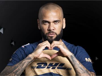 Dani Alves responde a los abucheos: “Si el amor se acaba es porque no era amor”