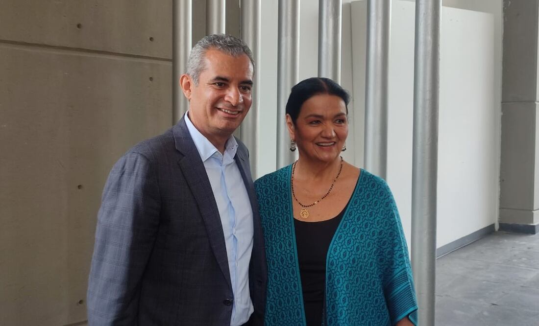 Enrique Ochoa Reza y Dulce María Sauri Riancho, exdirigentes del PRI. Foto: Otilia Carvajal / EL UNIVERSAL