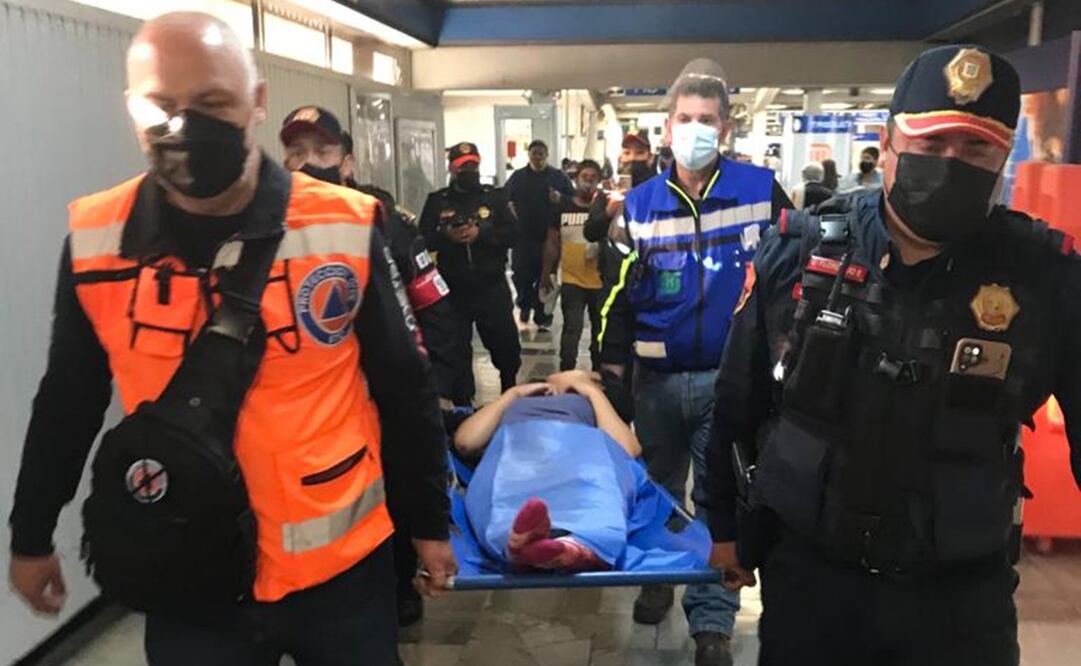 El incidente ocurrió en la estación Doctores de la Línea 8, donde la usuaria manifestó contar con 9 meses de embarazo, Foto: Especial/El Universal