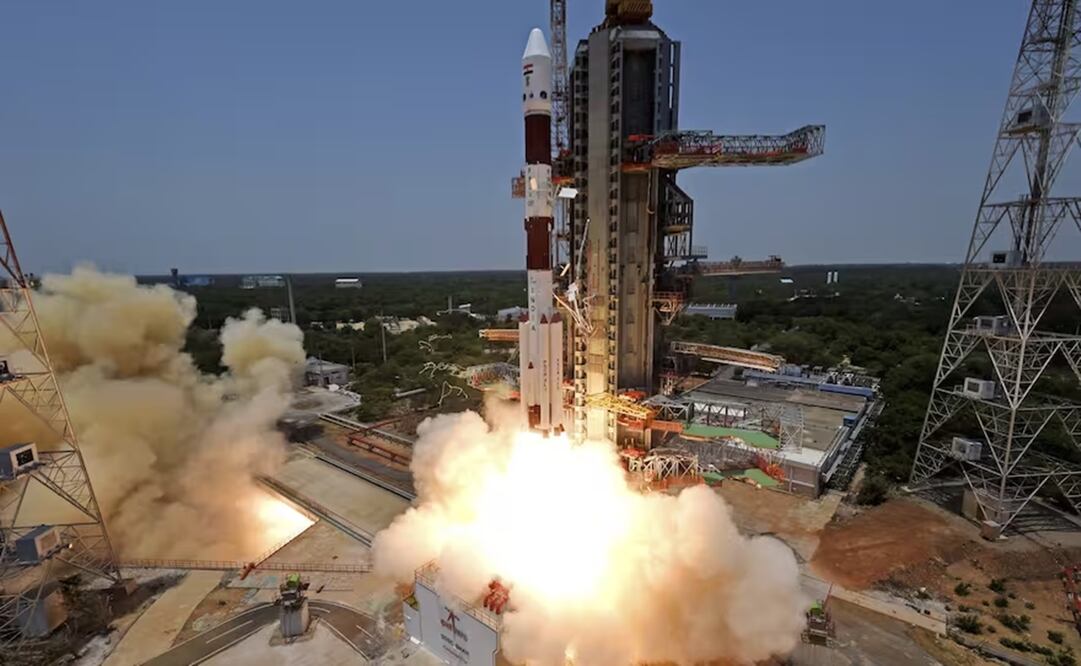 La nave espacial Aditya-L1 despegando a bordo de un vehículo de lanzamiento de satélites desde el centro espacial en Sriharikota, India, el sábado 2 de septiembre de 2023. Foto: 
Indian Space Research Organizati