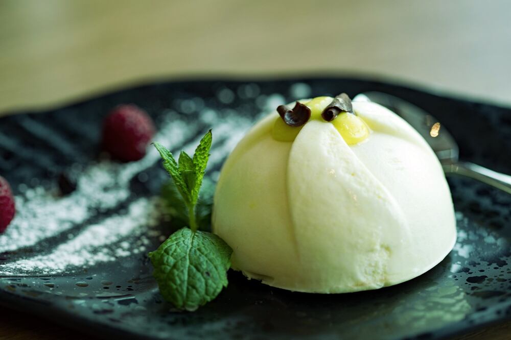 Aprovecha la cuarentena para preparar este peculiar postre y tomar un mojito de una manera diferente / Foto: Pexels