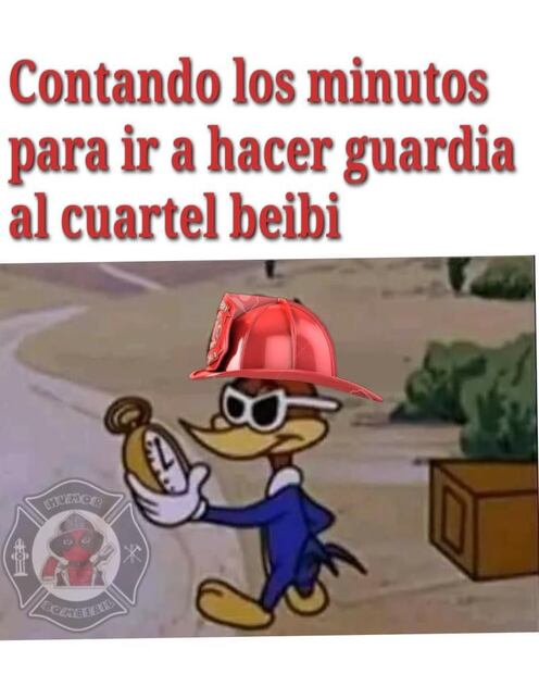 El trabajo de los bomberos, puede abarcar cualquier horario. Foto: Redes sociales