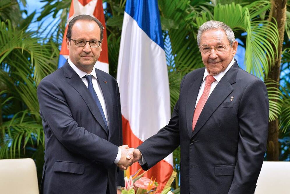 La reunión entre Hollande y el expresidente de Cuba, de 88 años y retirado del poder desde 2006, tuvo lugar a las 15:00 hora local (19:00 GMT) y duró unos cuarenta minutos, de acuerdo a la fuente