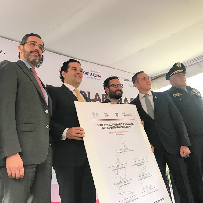 Rubros. El titular de la SSC, Jesús Orta Martínez, dijo que el robo a casa- habitación disminuyó 12% de agosto a septiembre. CORTESÍA