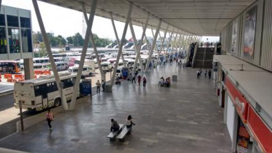 La estación que es conocida por el domo de una plaza de toros