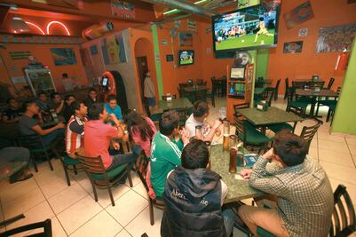 Van contra 'chelerías' cerca de los centros educativos