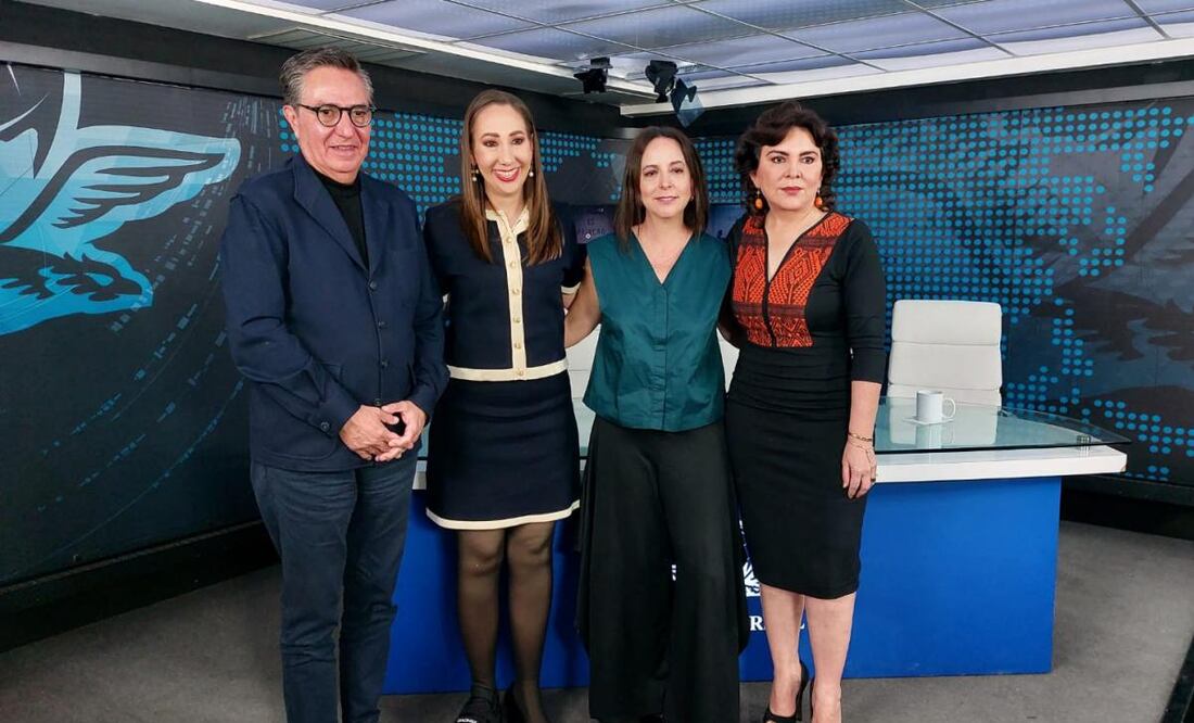David Aponte y Maite Azuela dialogan en Con los de Casa con las diputadas de oposición Noemí Luna e Ivonne Ortega. Foto: Julio Suárez/EL UNIVERSAL