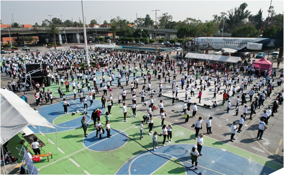 Entrenamiento masivo de box. Foto: Especial