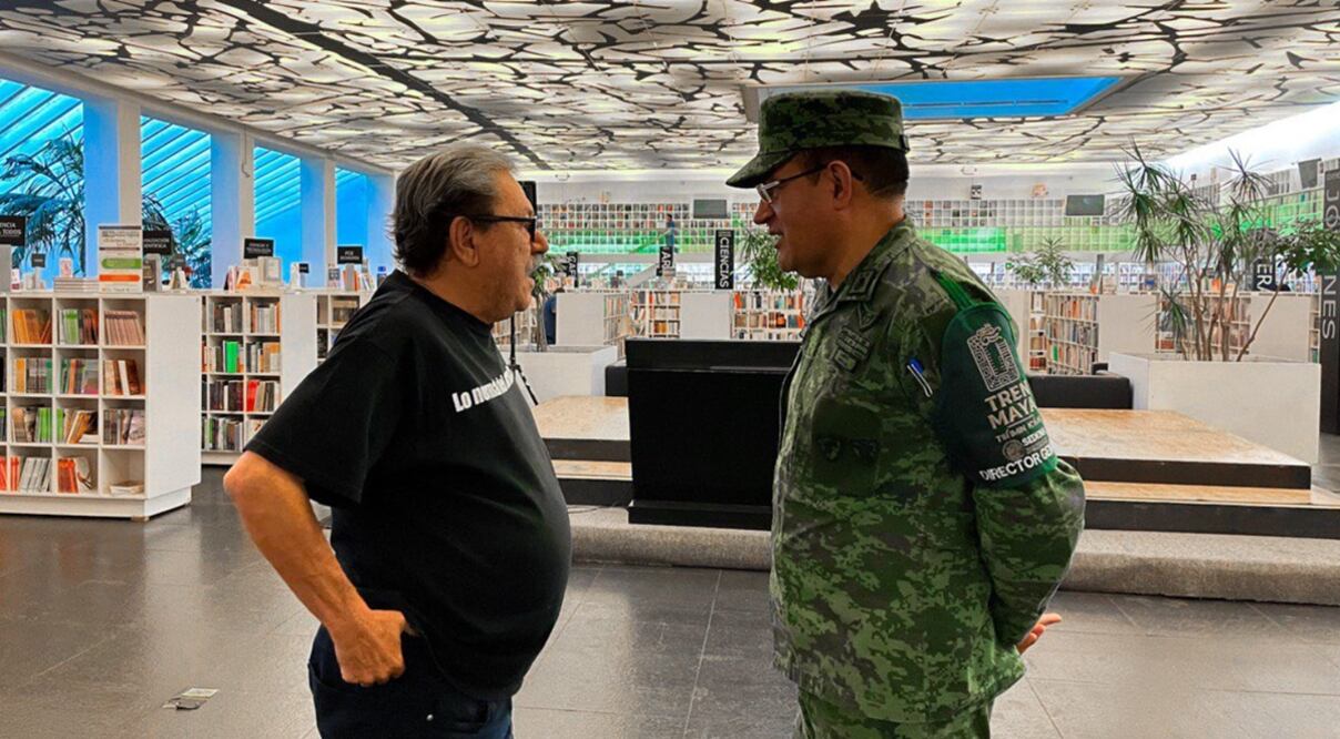 Paco Ignacio Taibo II se encarga del proyecto de instalación de librerías del Fondo de Cultura Económica en las turas del Tren Maya.
Foto: Twitter