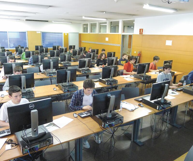 Respa ldo. La coordinación de la EDN podrá suscribir convenios para impulsar la informática y las TICs. ARCHIVO EL UNIVERSAL