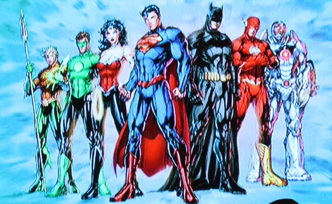 Carlos Pedroza y Giobany Arévalo durante conferencia por el lanzamiento de la serie de comics de La Liga de la Justicia. Foto: Agencia EL UNIVERSAL/Agustín Salinas. ASV.