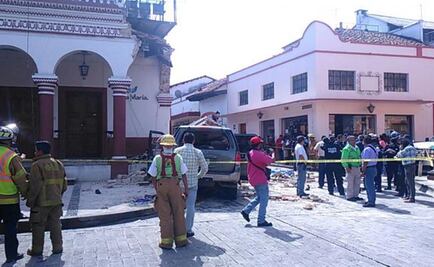 Van dos muertos por accidente contra edificio histórico en Chiapas