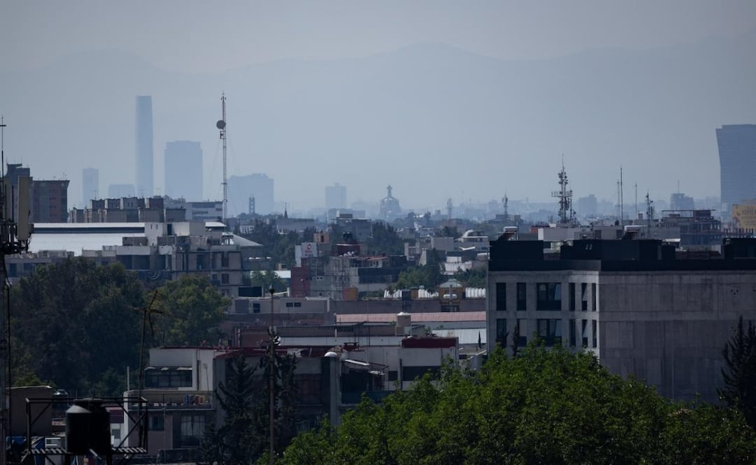 No se respira amor este 14 de febrero; se mantiene contingencia ambiental por mala calidad del aire
Foto Hugo Salvador El Universal