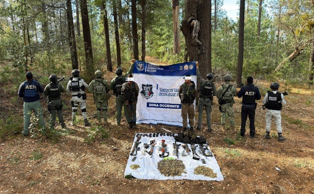 Enfrentamiento armado en Guadalupe y Calvo, Chihuahua, deja dos muertos; tres presuntos criminales detenidos. Foto: Especial