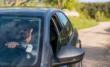 Cómo manejar con las ventanas abiertas y ahorrar gasolina 