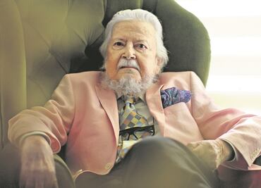 El Colegio Nacional rinde homenaje a Fernando del Paso con lectura de su poesía