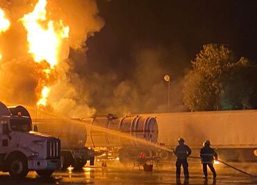 Se reactiva incendio en pensión de pipas en Tula, Hidalgo