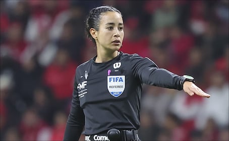 Katia Itzel García es ubicada como la sexta mejor árbitra del mundo según la IFFHS
